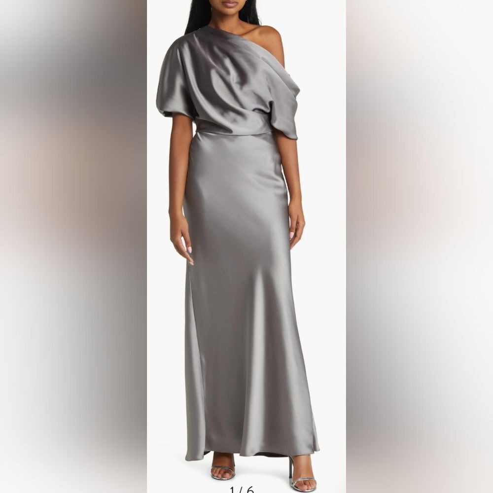 Amsale Gray Asymmetrical Gown with Elegant Design